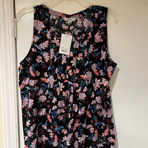 Croft and barrow NWT pintuck, sleeveless top.